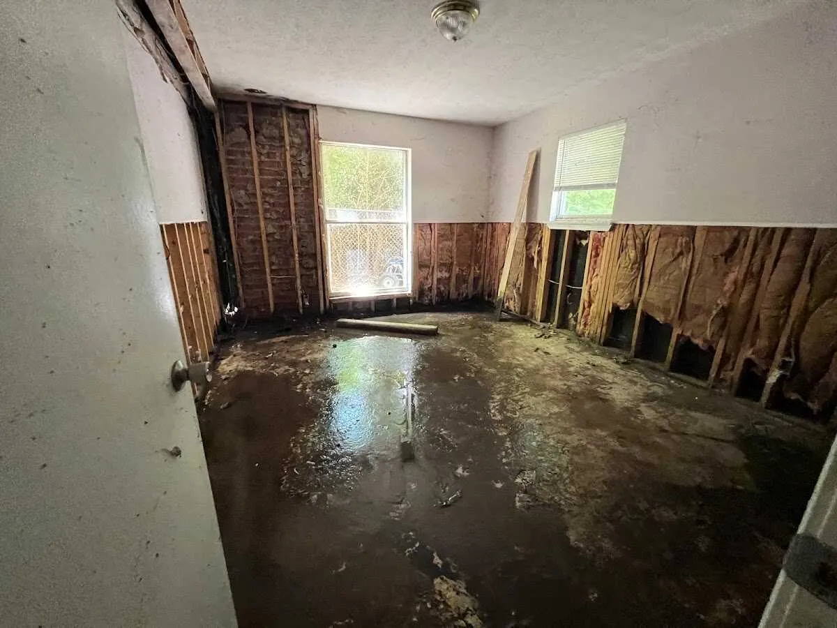 Water Damage Restoration services in Myrtle Grove, FL